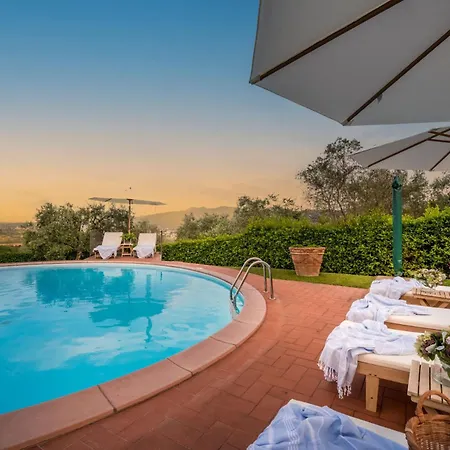 Lontana Villa *