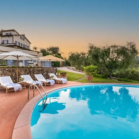 Lontana Villa *